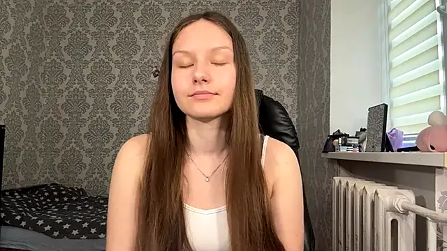 ShaylaChong webcam