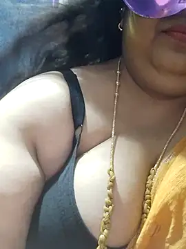 tamilthanushri webcam