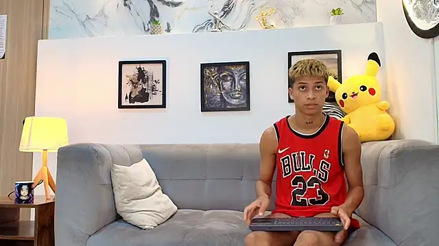 GOLD_BOYS webcam