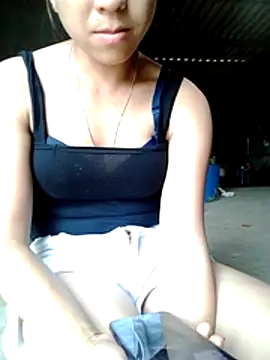 Zara-Lina webcam