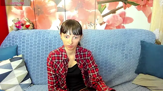 TayanaJons webcam