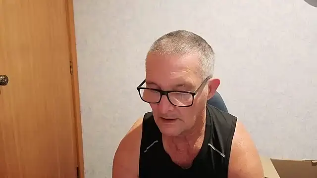 daddy_man - Daddy_man's free webcam - UK Sex Cams