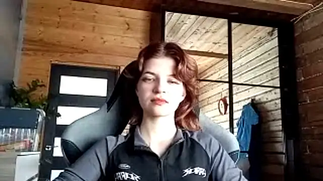 LowkeyIndigo webcam