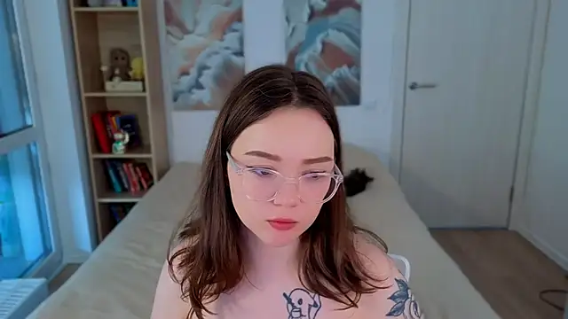 MilenaSaint webcam