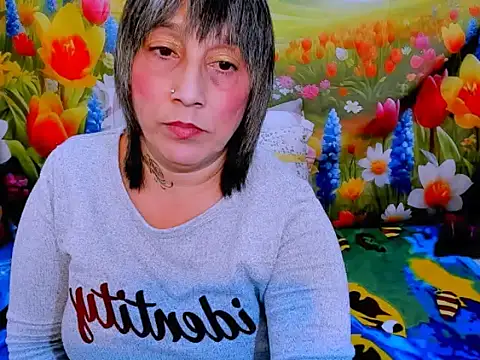 indianroxy webcam