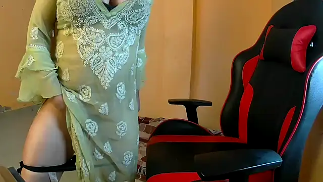callmeshreya webcam
