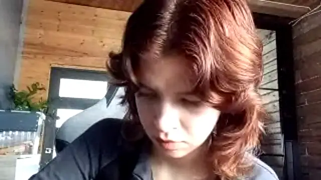 LowkeyIndigo webcam