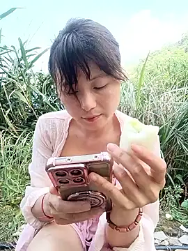 linda_bae00 webcam