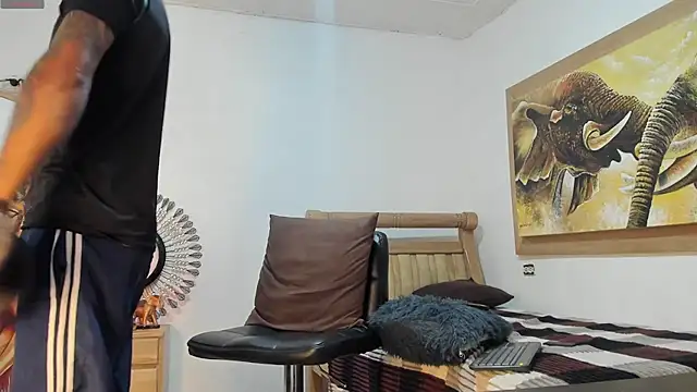 mr_stiven_ (M young) - hey stranger make me explode