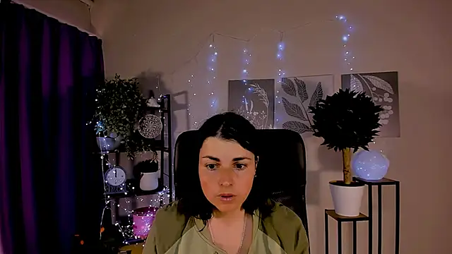 MartaEdams webcam