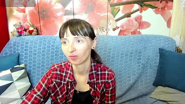 TayanaJons webcam