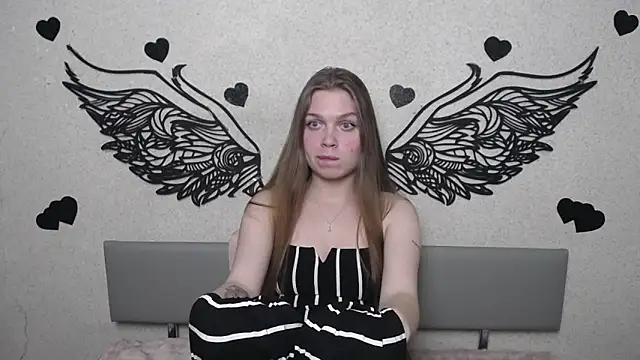 LaraPika webcam