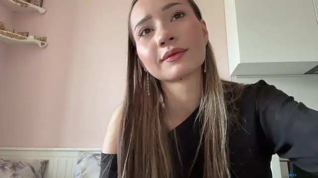 LeilaKiss_ webcam