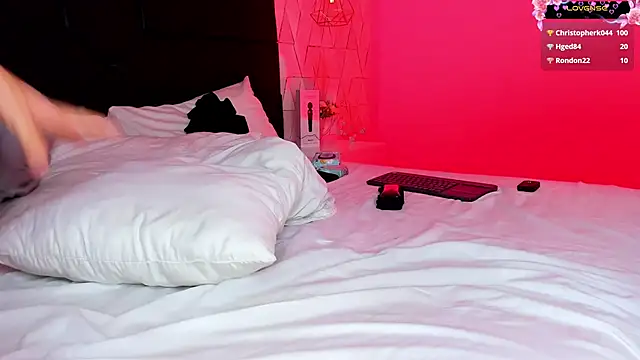JustinePerry webcam