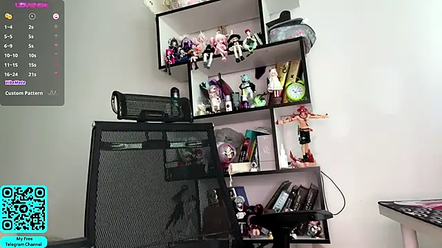 MadalynNosel webcam