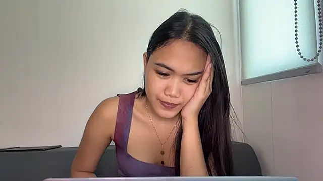 CozyMia webcam