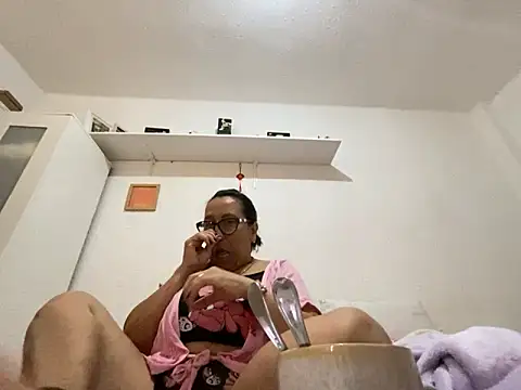 sweeviolet webcam