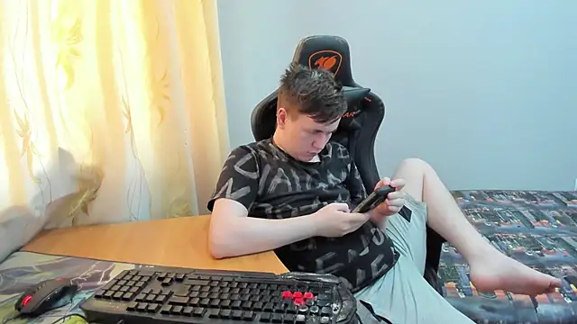 iliaskrislove webcam