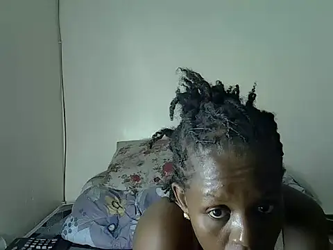 Prettyfay1 webcam