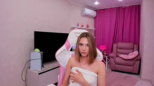 ellacurtis - EllaCurtis's free webcam - UK Sex Cams