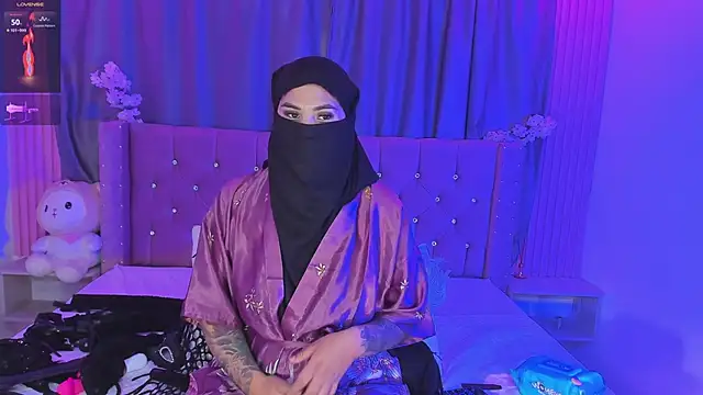 Nayla-Mouna webcam