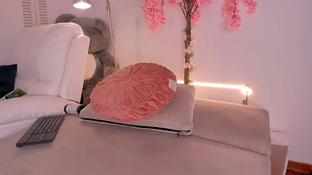 kitty_miaa webcam