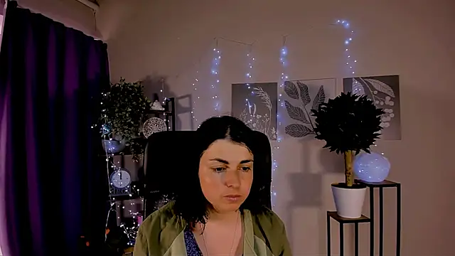 MartaEdams webcam