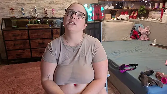 Kimberly-Caprice webcam