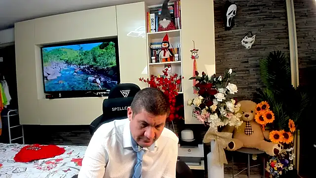 SpartacusDaddy48 webcam