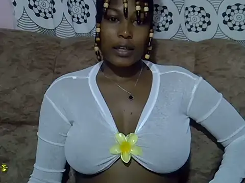 Eebony1 webcam