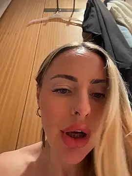EmaSalis webcam