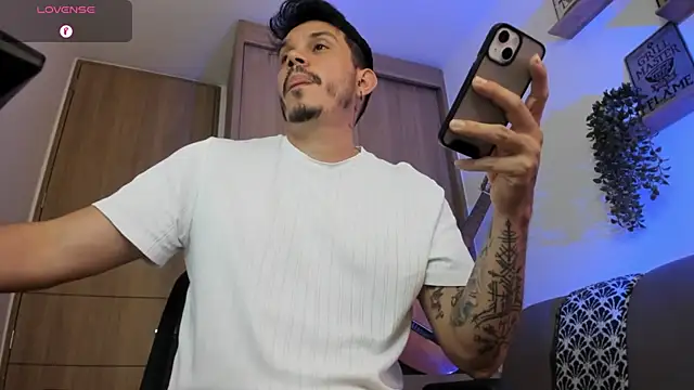 alejandro_stark webcam