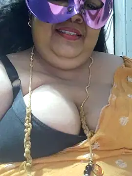 tamilthanushri webcam