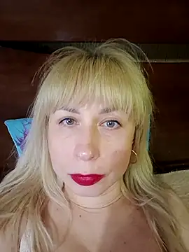SelinaLovqx webcam