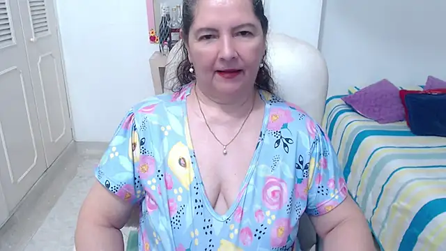 leonela_69 webcam