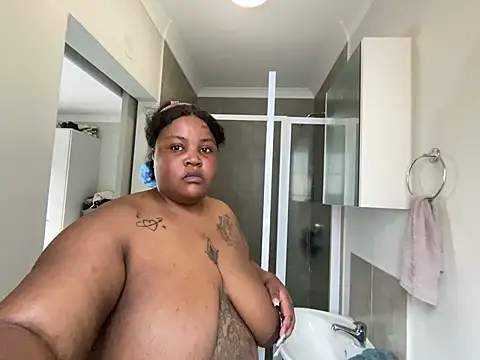 MissLola27