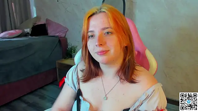 lilli_cass - Lilli_Cass's free webcam