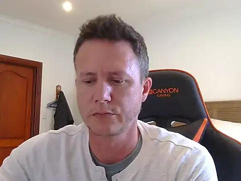 TroyDieselXXX webcam