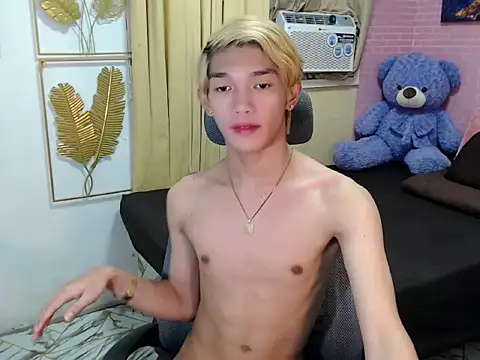 urasian_john18 webcam