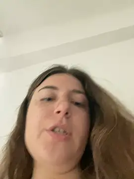 kate_nicepops999114 webcam