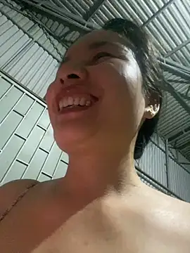 Ivy_Trix2 webcam