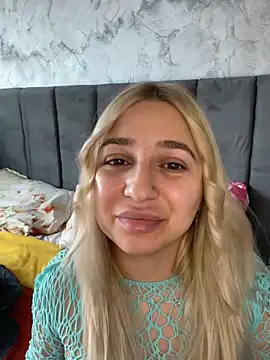 AmandaSnack webcam