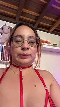 julieta_velvet webcam