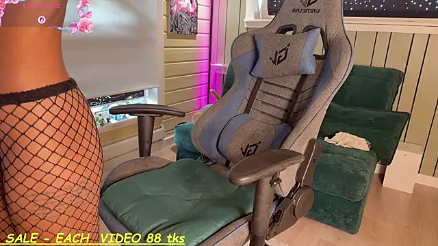 SandyChris live sex cam