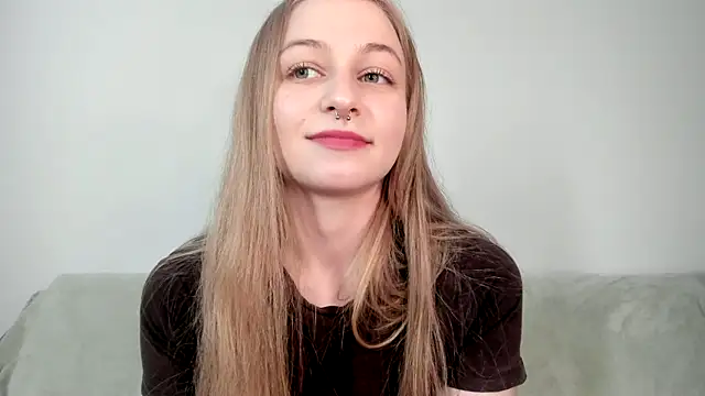 MiaMews webcam