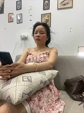 Ivy_Trix2 webcam
