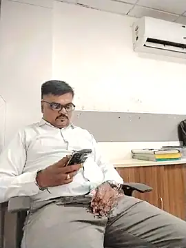 Desi_Lodo_Gujju_Boy webcam