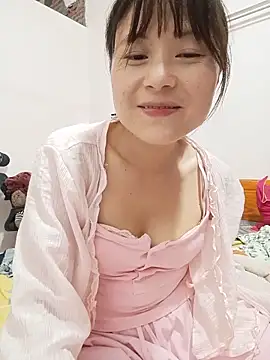 linda_bae00 webcam