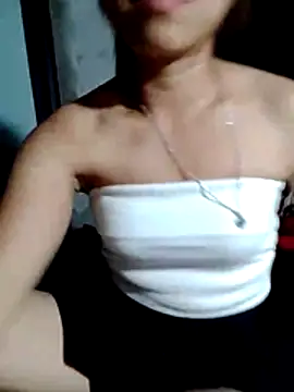 Zara-Lina webcam