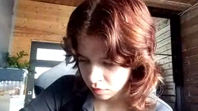 LowkeyIndigo webcam